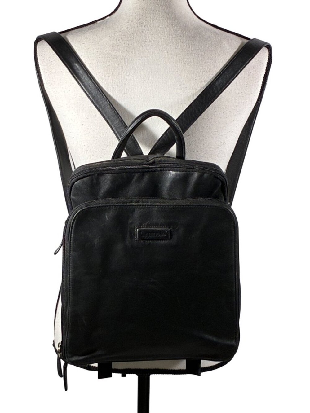 Tignanello Black Leather Backpack Multiple Compartments & Adjustable Straps coll